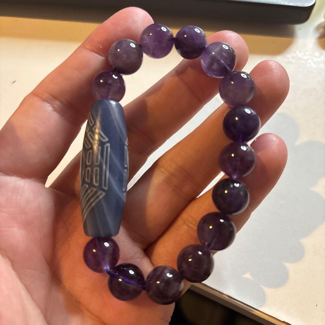 なんじゃこりゃー！見たことない！陰陽太極天珠！アメジスト！すっごい！