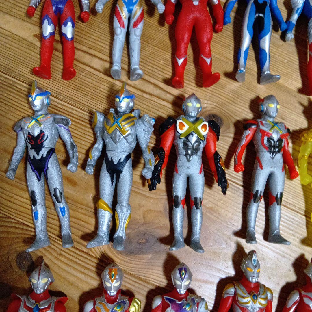 ウルトラマンソフビ等セット 63体