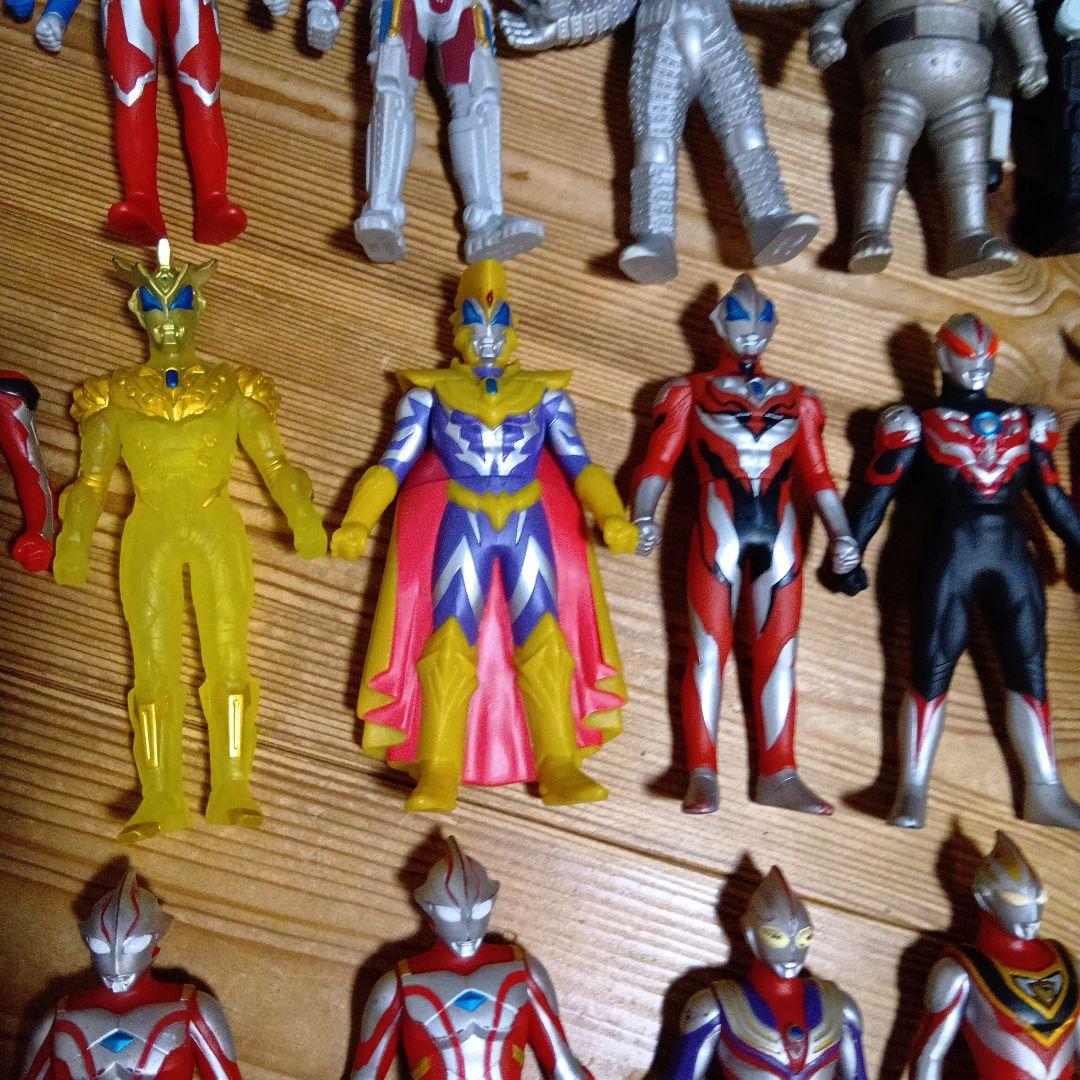 ウルトラマンソフビ等セット 63体