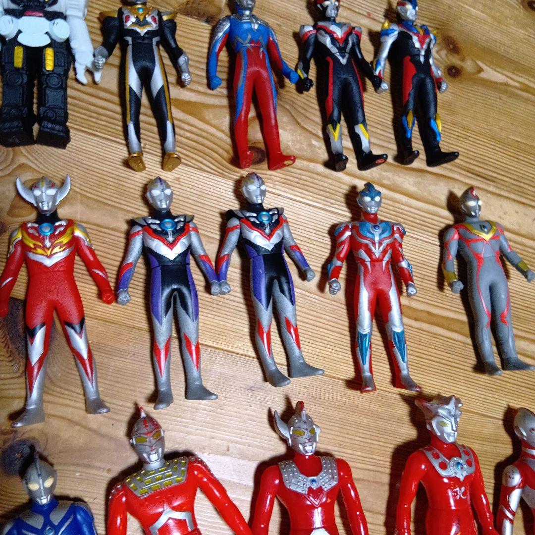 ウルトラマンソフビ等セット 63体