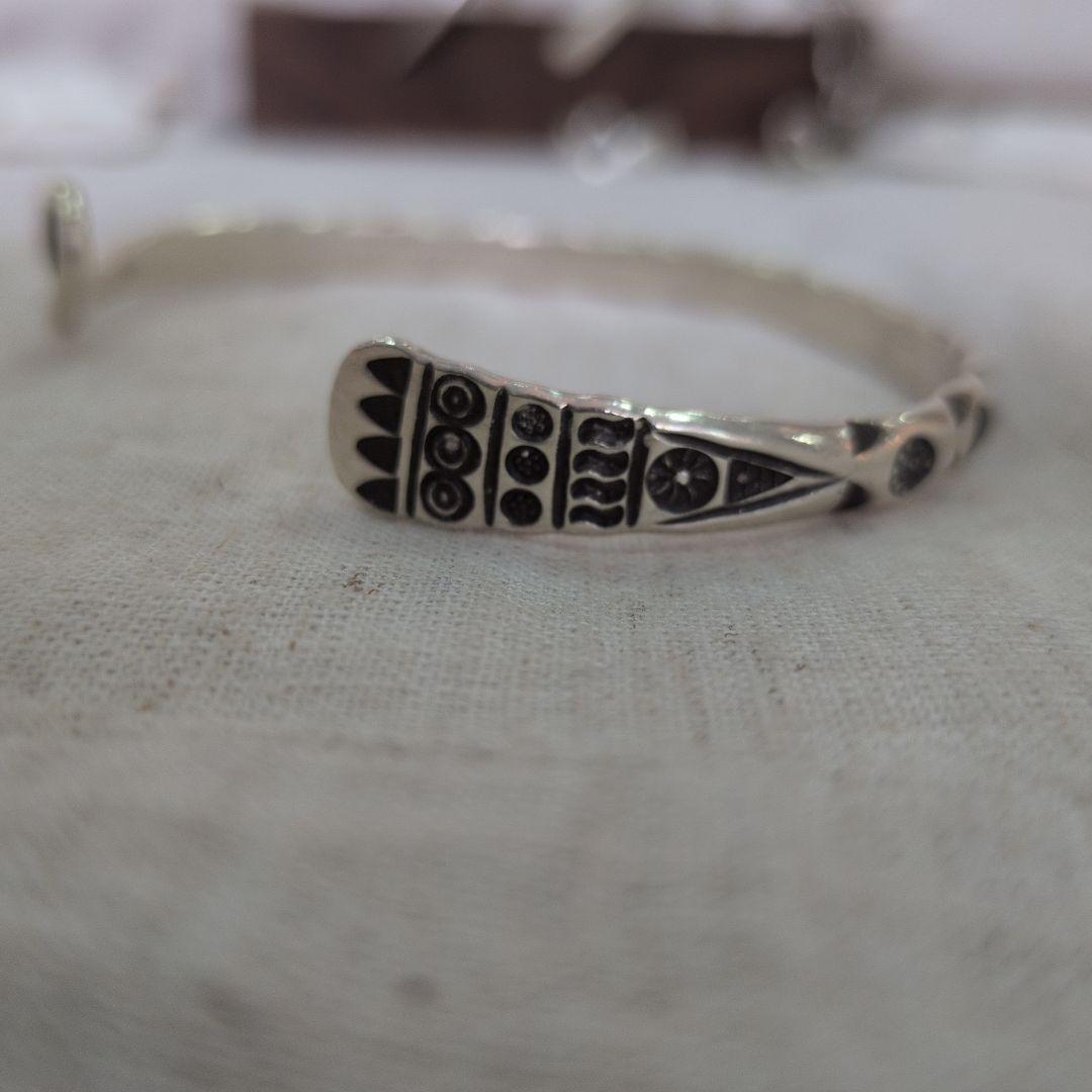 カレンシルバー　シルバー925 高純度　19cm バングル 幸運