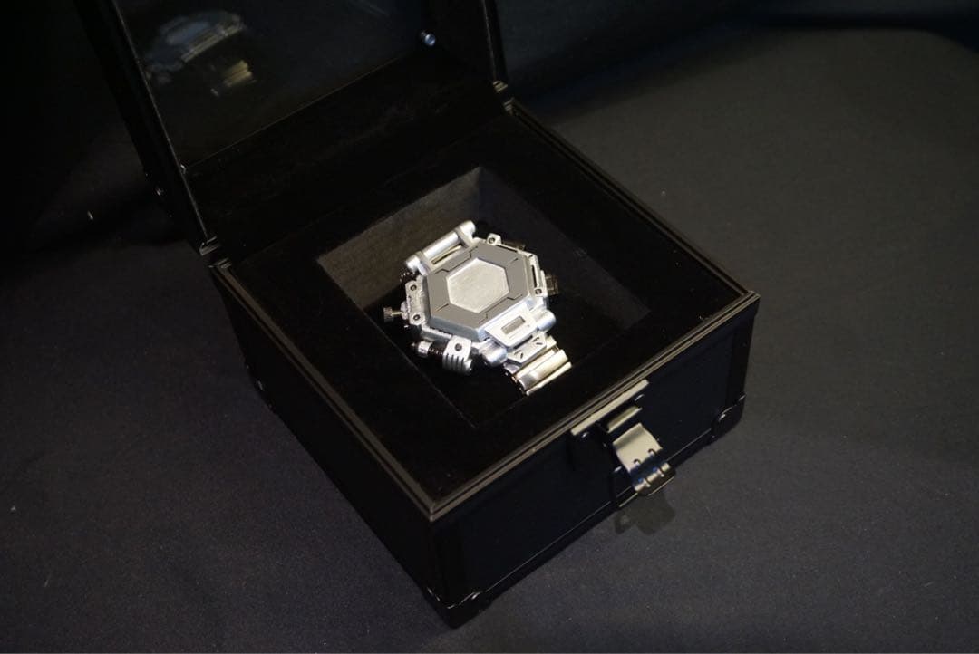 ウルトラマンガイア　XIG NAVI プロップ改造品　レプリカ