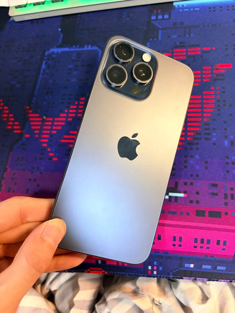 極美品iPhone15Promax 256G/US/100%/物理sim