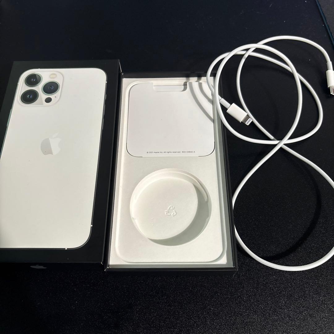 [sonyrikki]iPhone 13 proMAX本体