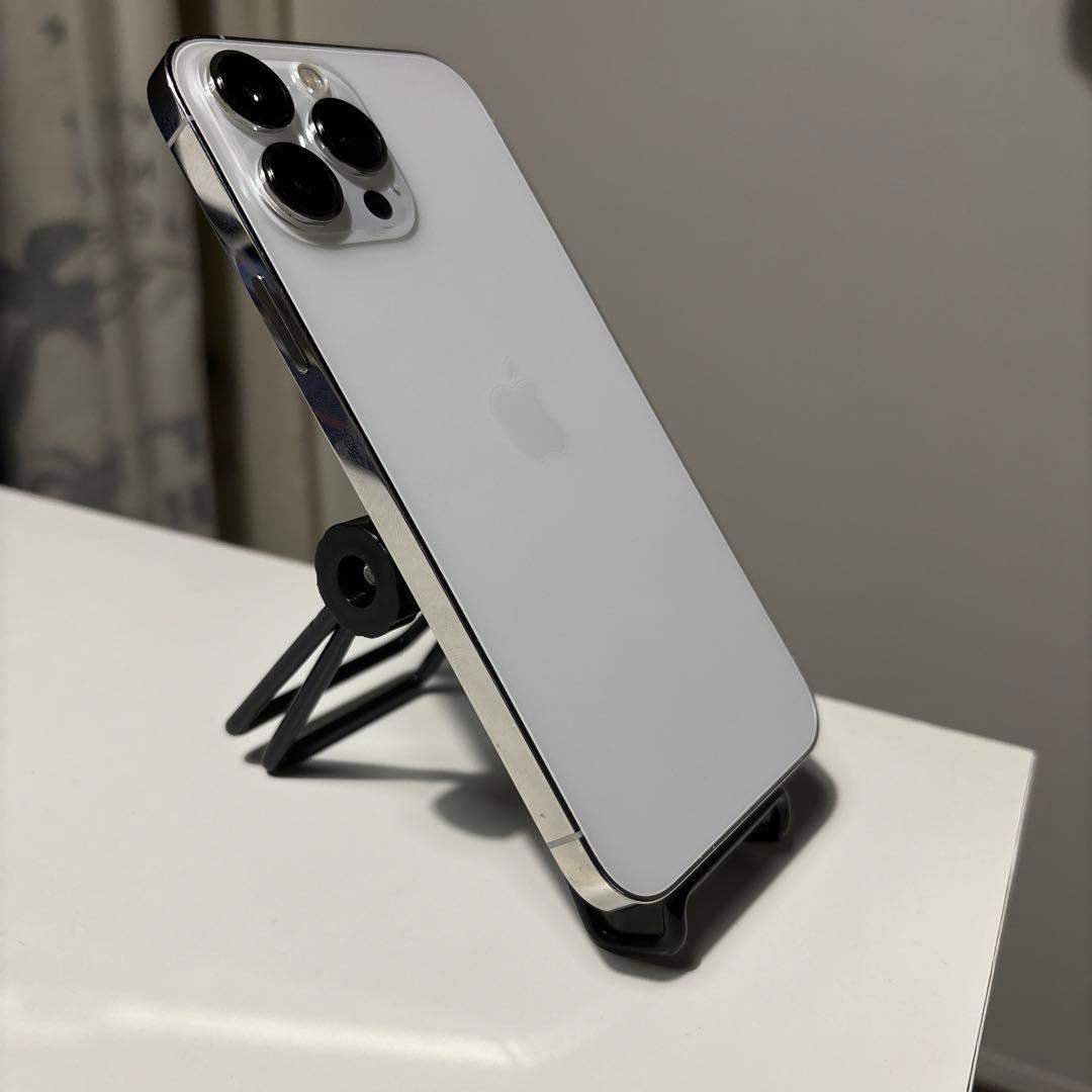 [sonyrikki]iPhone 13 proMAX本体