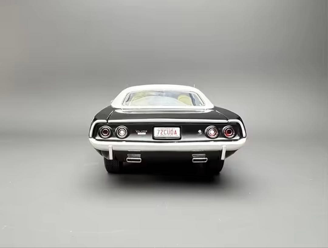1972 Plymouth Cuda 340 1/18スケールモデル