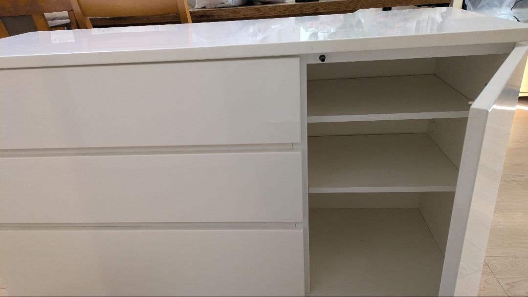 引取限定 再出品 ホワイト引き出し式チェスト 3段 ニトリ？