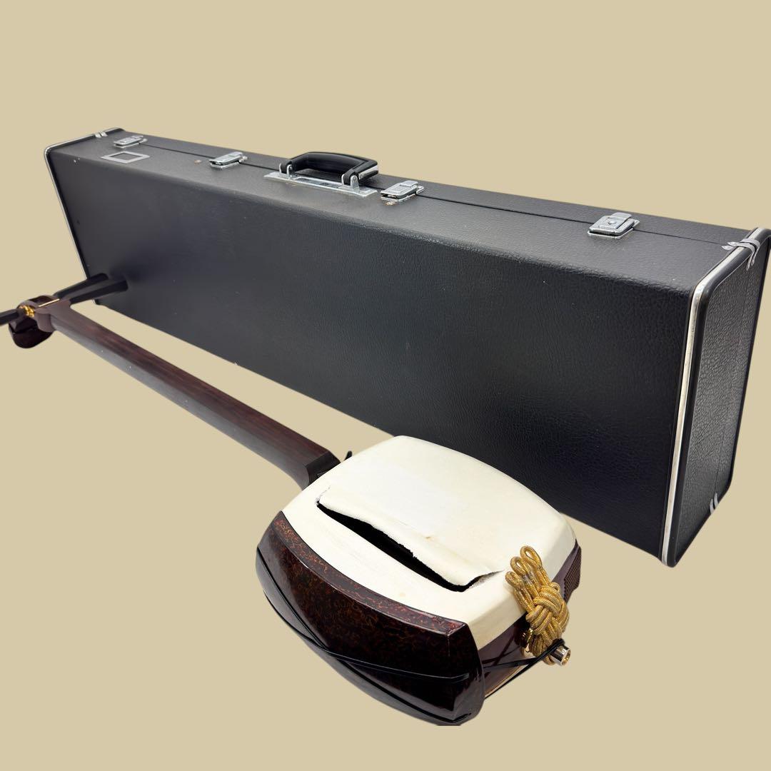 津軽三味線　紅木　東さわり　三つ折り　太棹 正寸 丸打胴　ハードケース