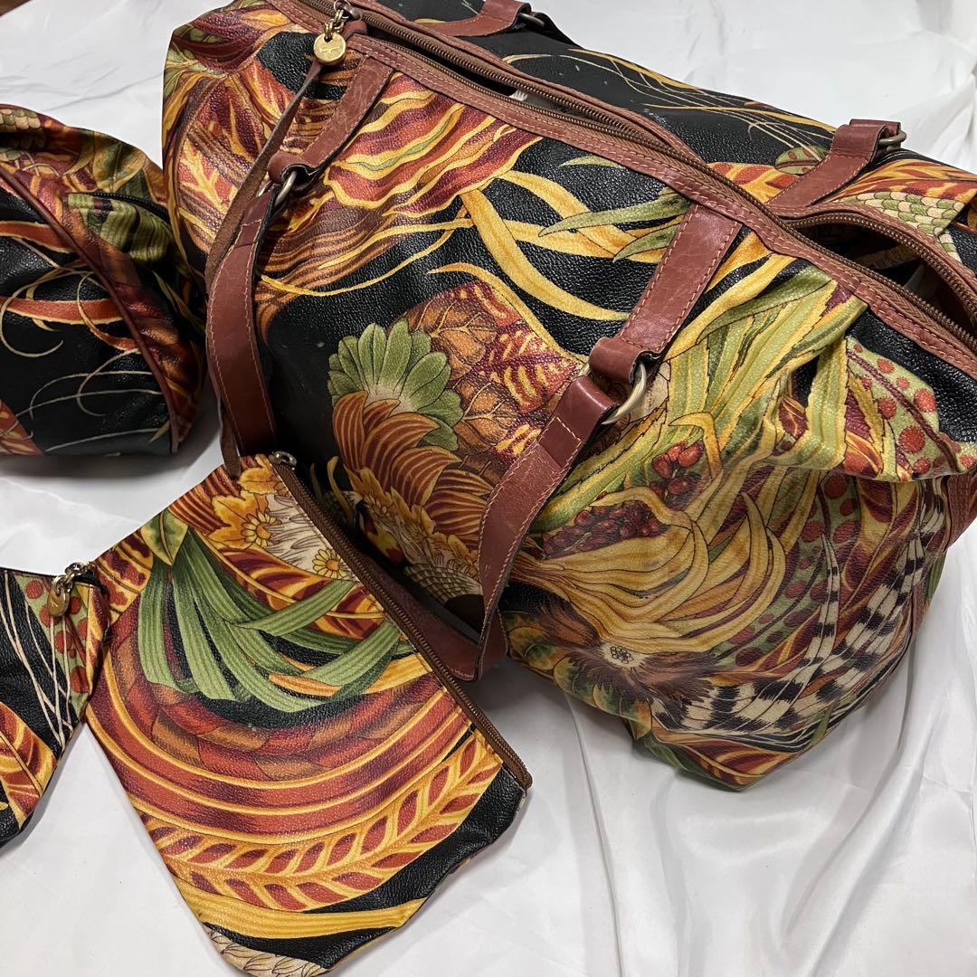 Salvatore Ferragamo ボタニカル柄 ボストンバッグ ポーチ
