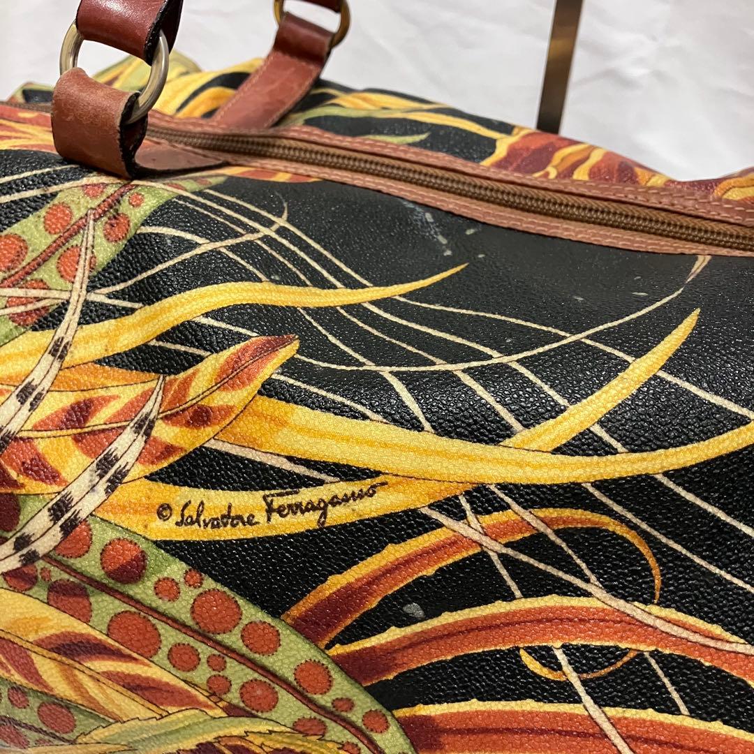 Salvatore Ferragamo ボタニカル柄 ボストンバッグ ポーチ