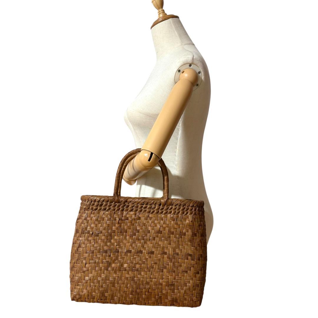 美品　山葡萄　カゴバッグ　トートバッグ　山ぶどう　手作り