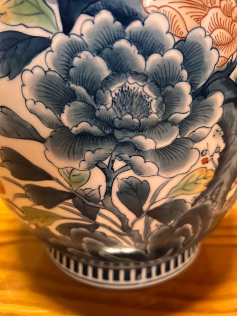 鍋島　花瓶