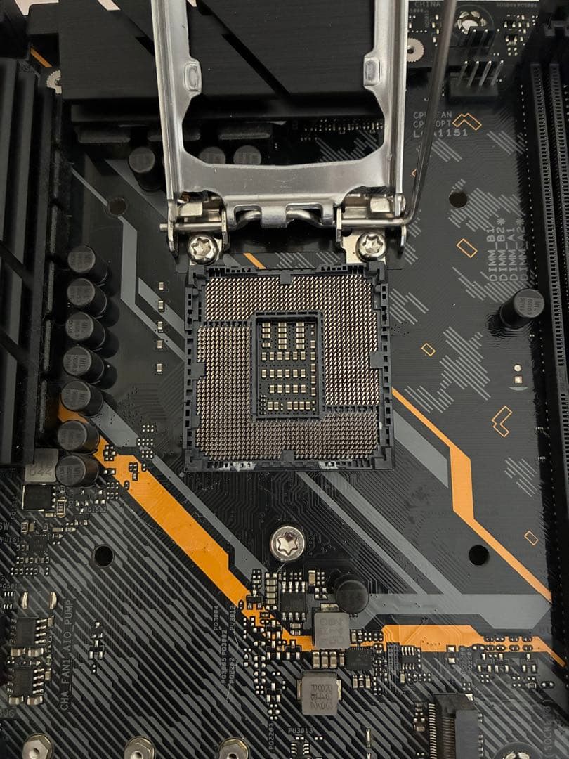 ASUS TUF Z390-PLUS GAMING 中古動作品