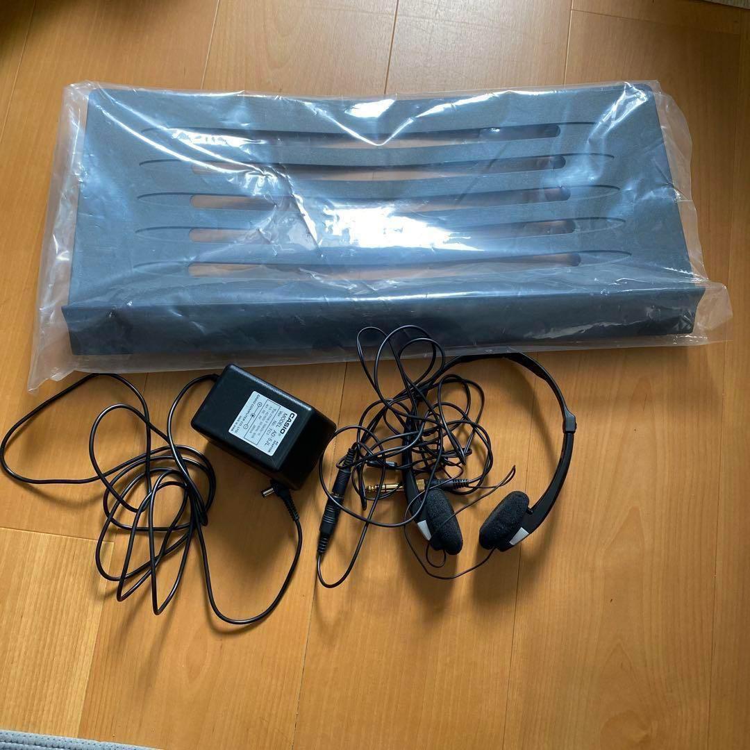 イヤホン・スタンド付き　カシオ　CASIO 光ナビゲーションキーボード