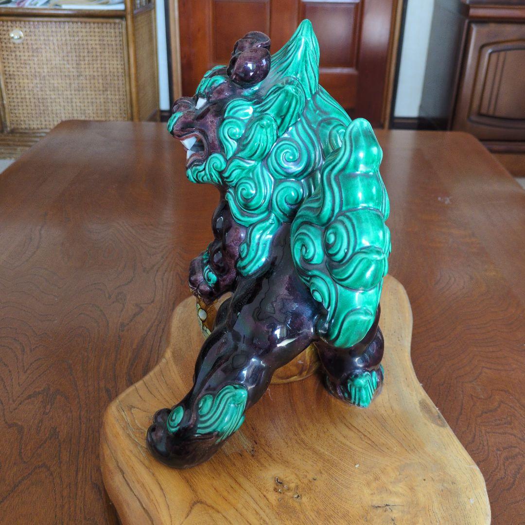 陶器製 獅子の置物 緑と茶色