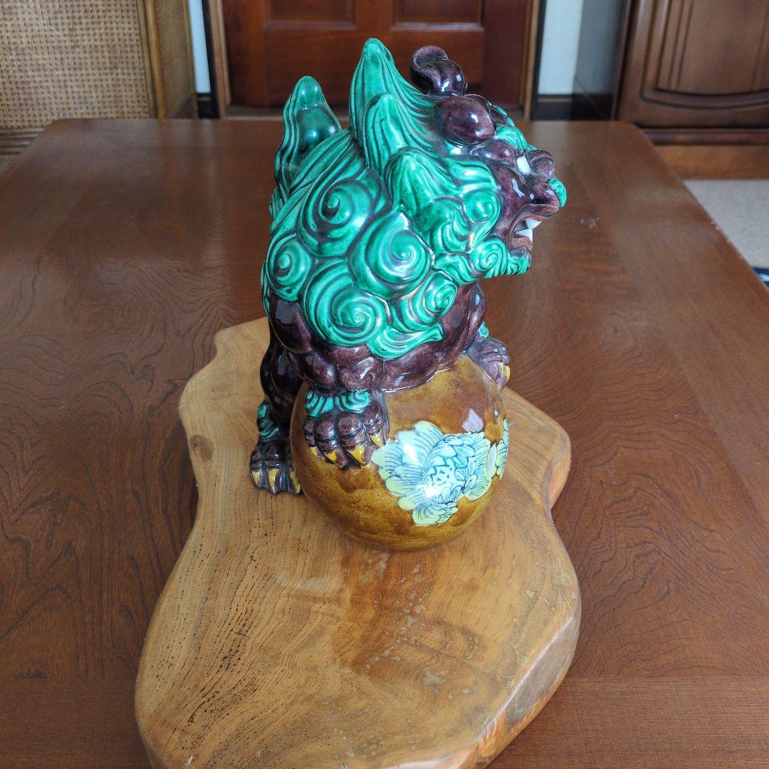 陶器製 獅子の置物 緑と茶色