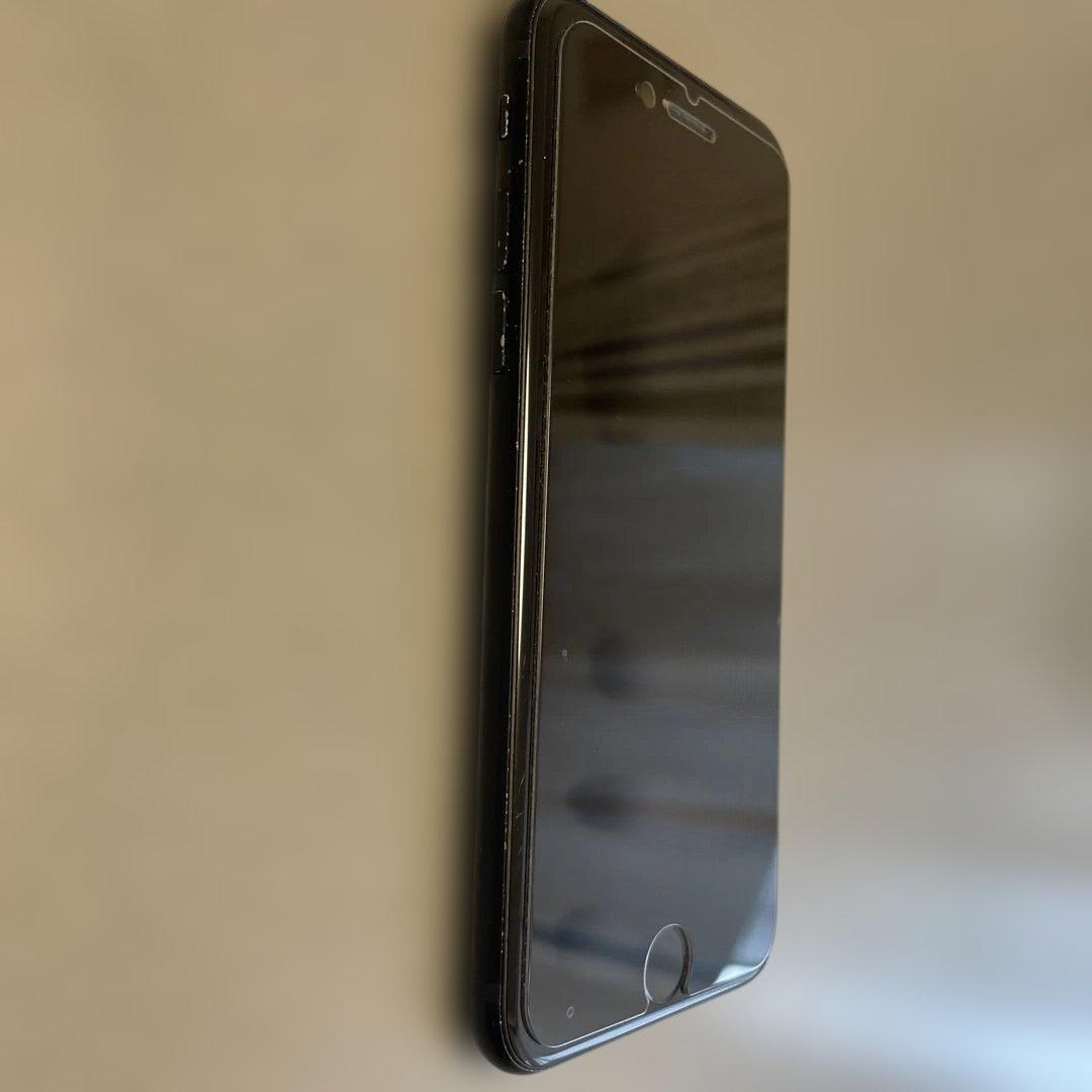 iPhone SE 第3世代　黒　iPhone se