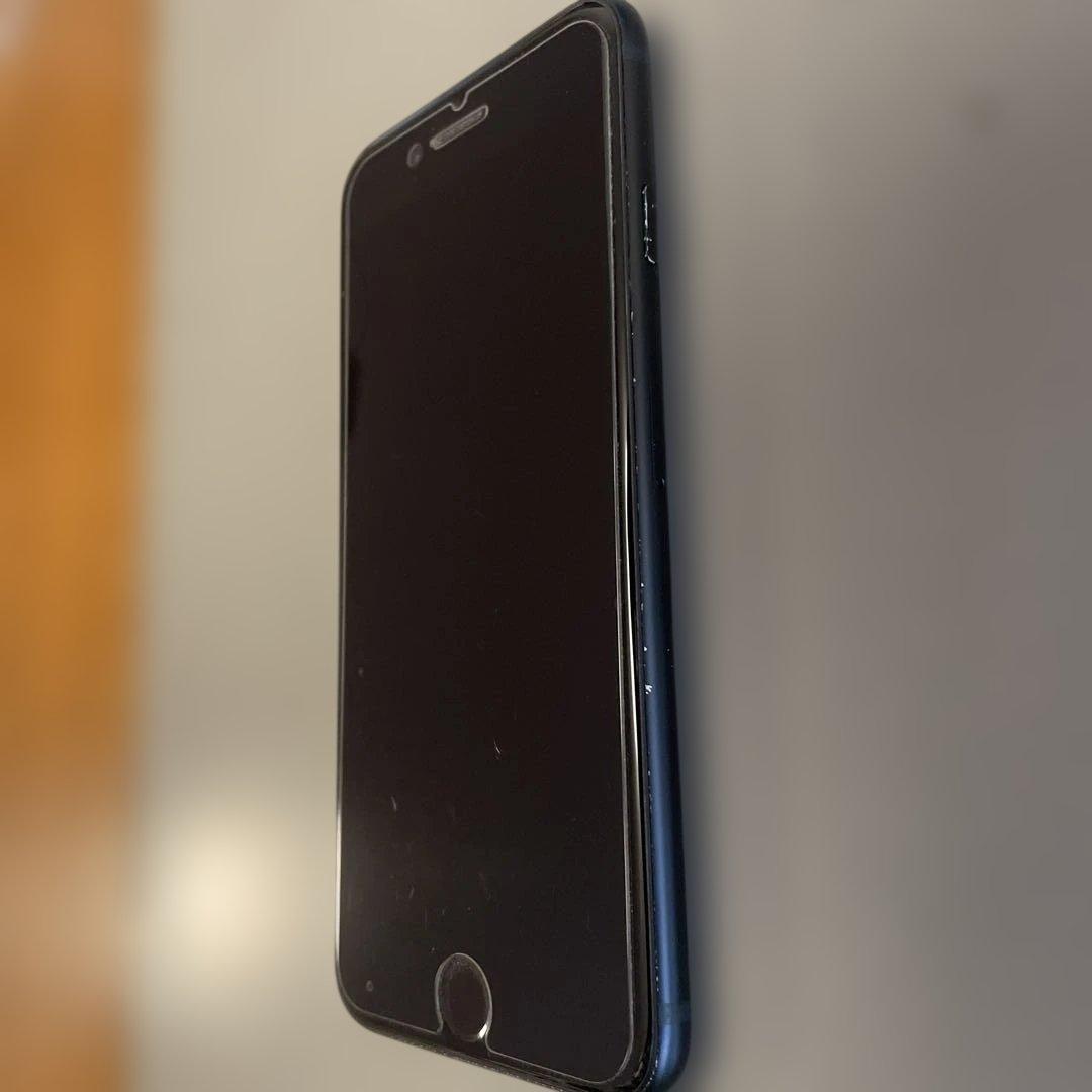 iPhone SE 第3世代　黒　iPhone se