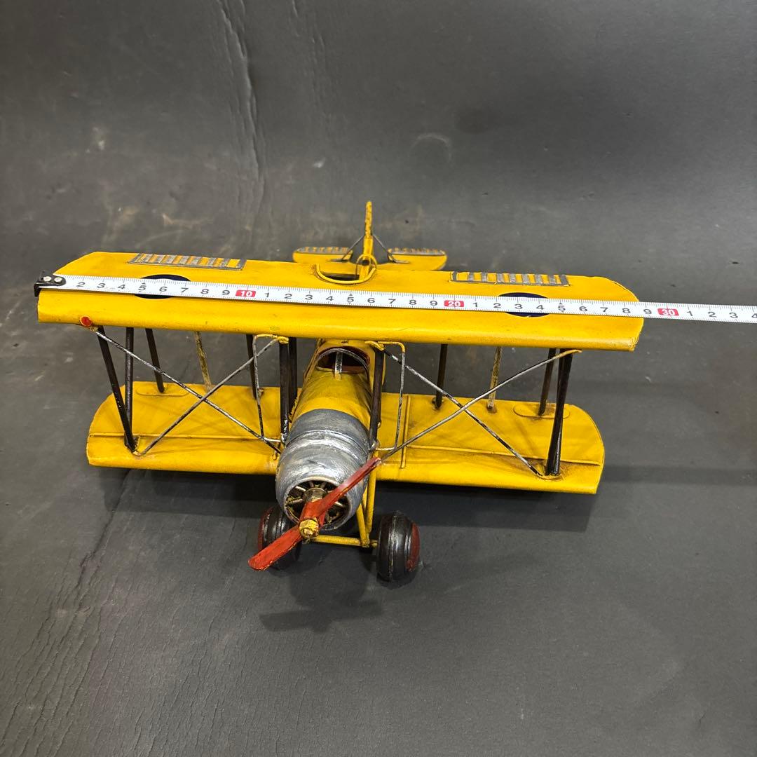 黄色戦闘機　飛行機　イエローバード