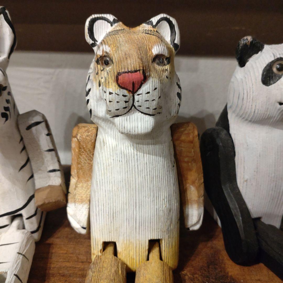 木製動物置物セット（シマウマ, トラ, パンダ, キリン）