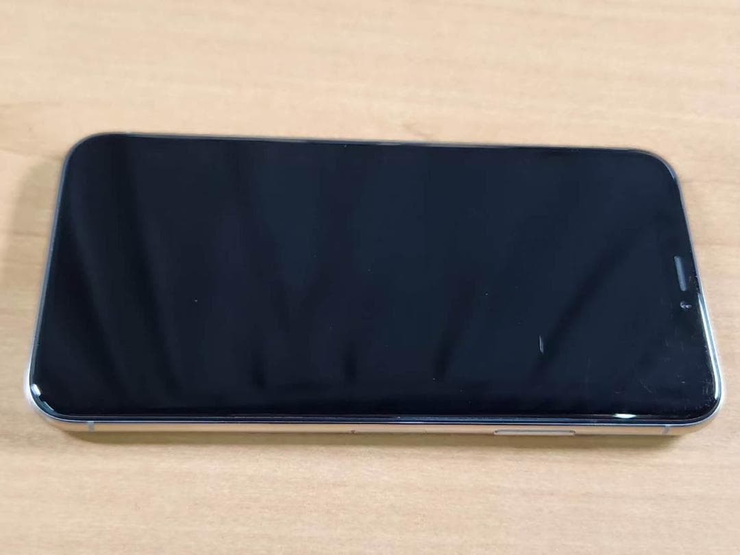 スマートフォン本体 040100D iPhone X A1902 64GB