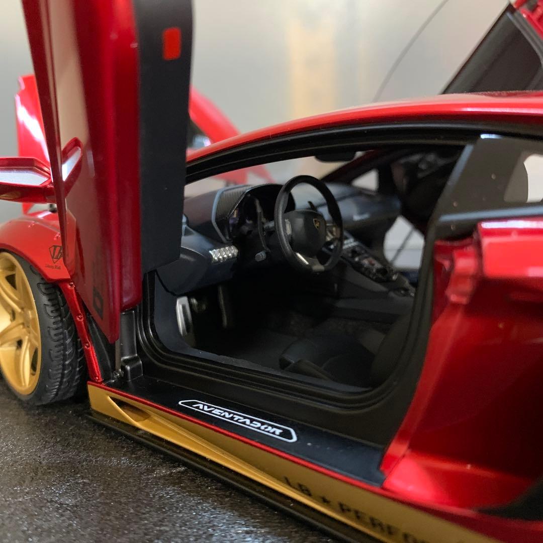 787 リバティーウォーク ランボルギーニ アヴェンタドール 1/18ミニカー