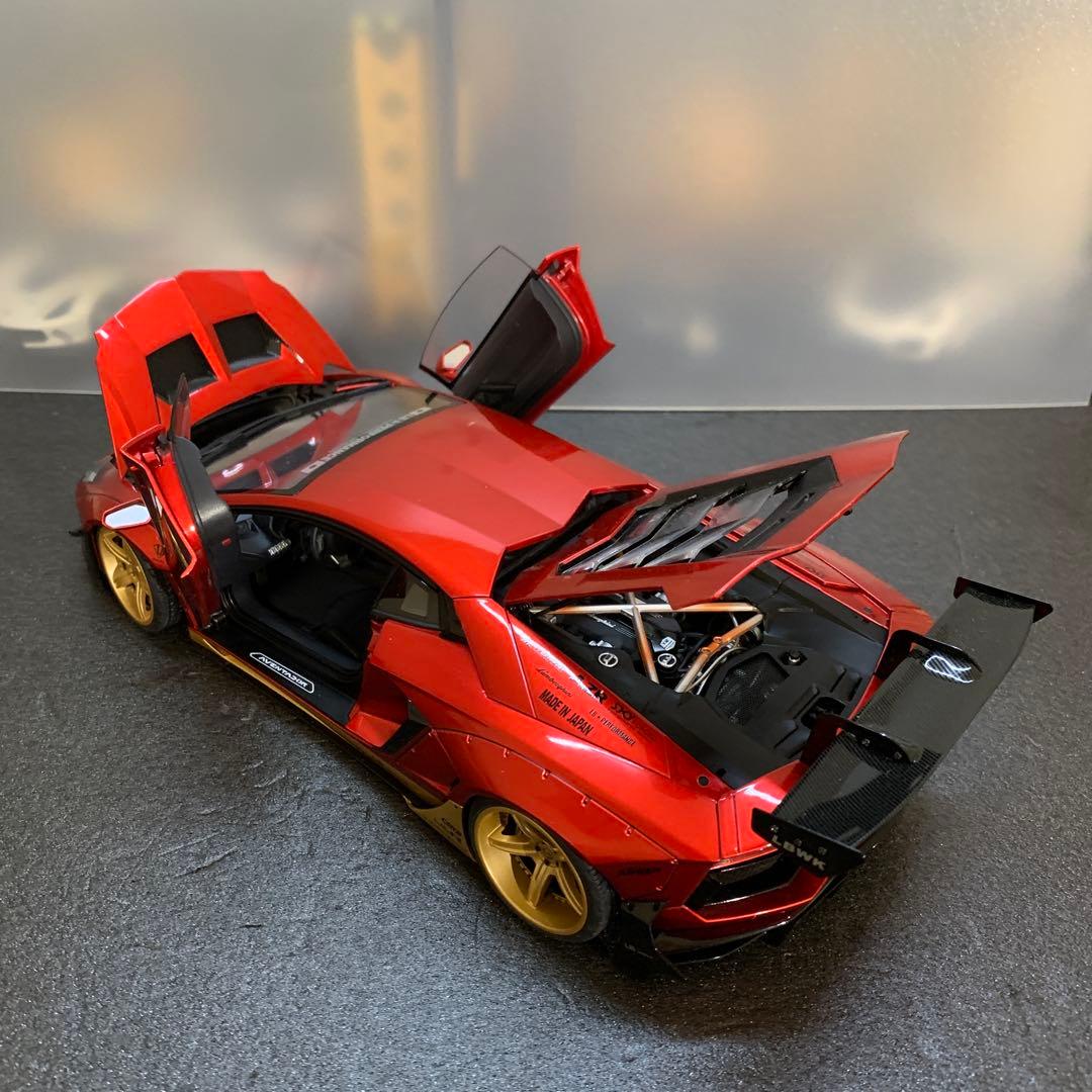 787 リバティーウォーク ランボルギーニ アヴェンタドール 1/18ミニカー