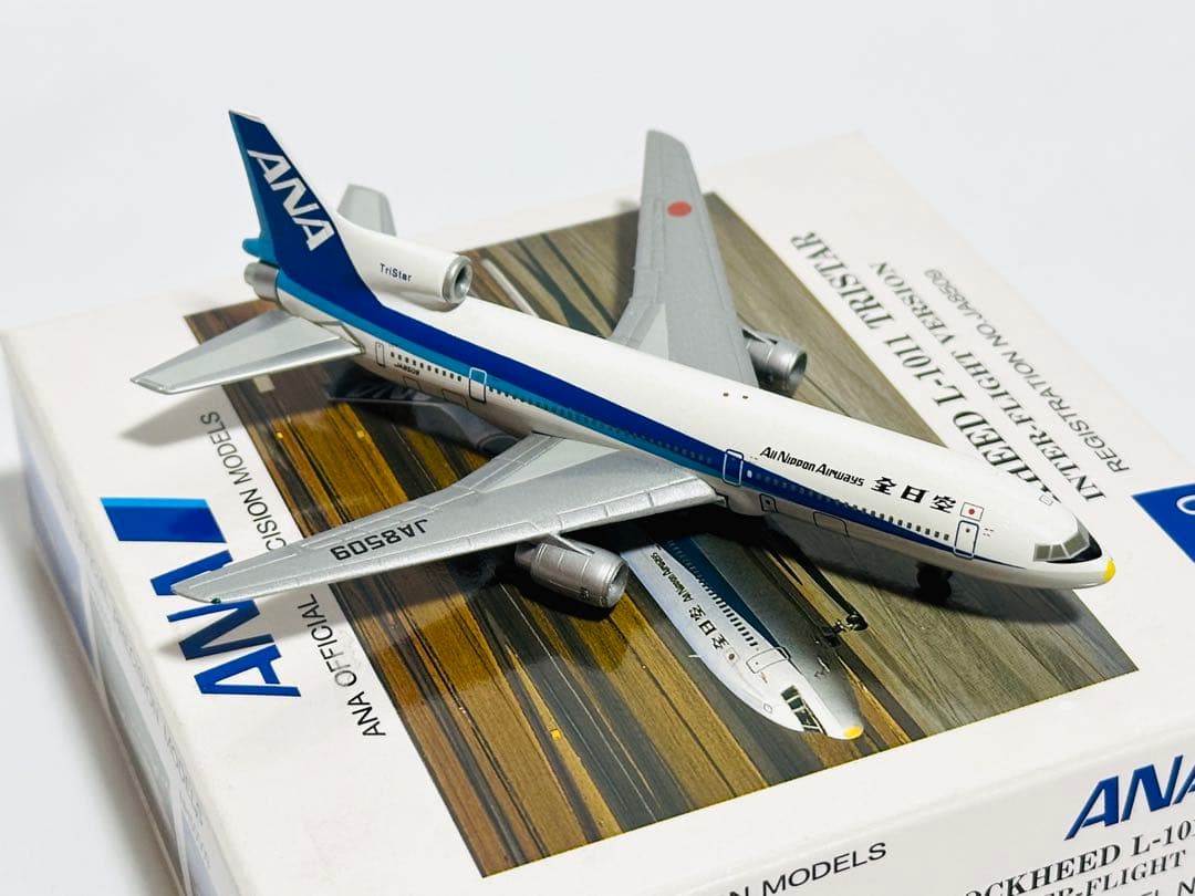 全日空商事 1/500 ANA LOCKHEED L-1011 TRISTAR