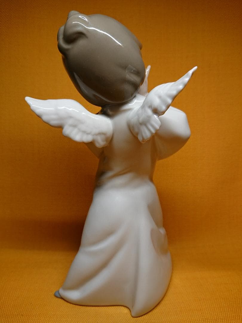 【美品】人形　天使　陶器　オブジェ　置物　インテリア　工芸品　美術品　A2553