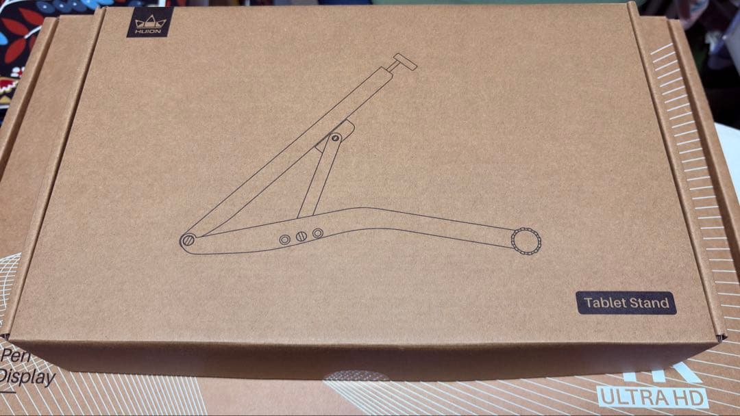 「ほぼ未使用」スタンド付属‼️液タブHUION Kamvas Pro 19