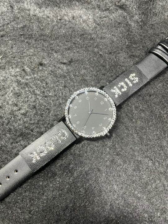 SICK CLOCK 腕時計 オリジナル ブランド スワロフスキー 文字盤 黒