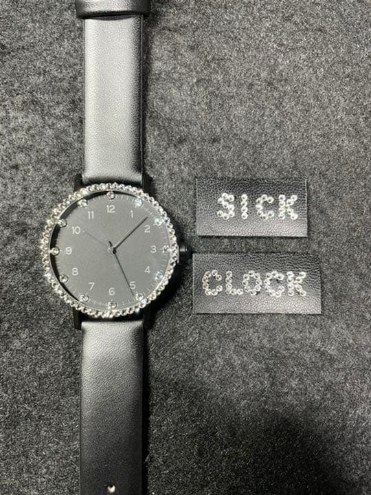 SICK CLOCK 腕時計 オリジナル ブランド スワロフスキー 文字盤 黒