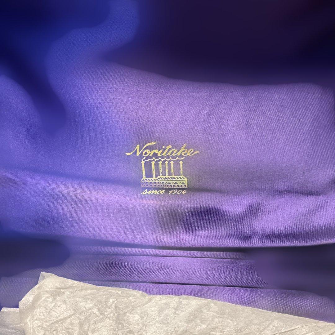 ノリタケ、ダイヤモンドコレクション、喜鹊登枝模様の鶴首花瓶