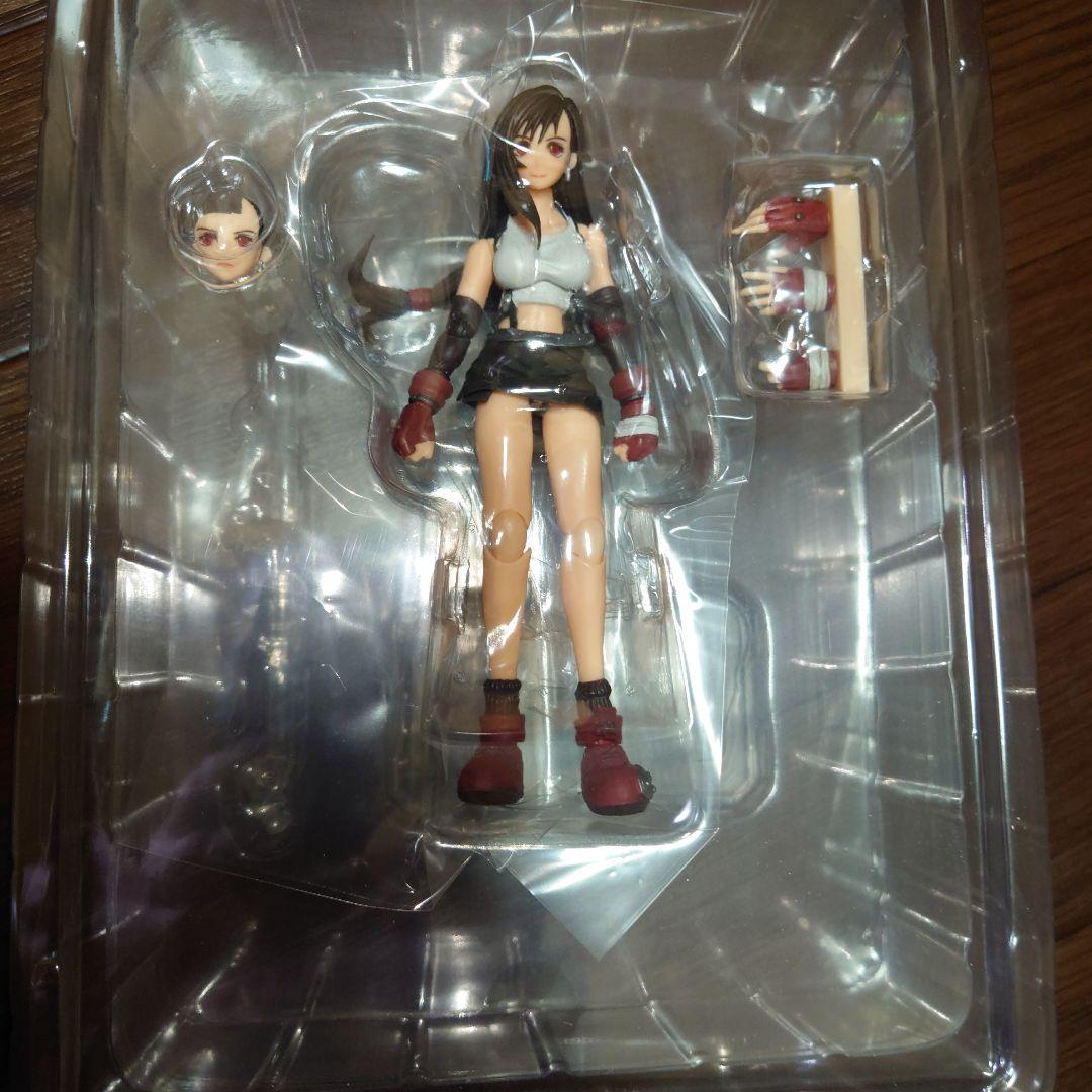 FINAL FANTASY VII Tifa Lockhart フィギュア