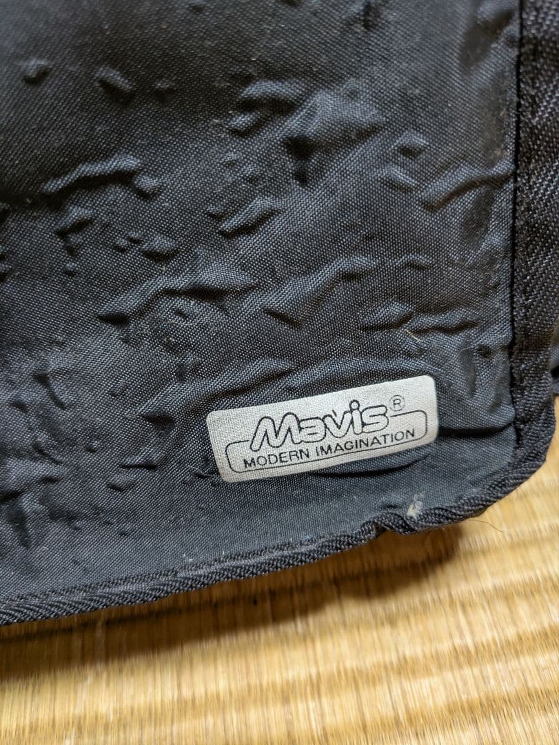 Mavis 　メイビス　シャンパンゴールド　 エレキギター