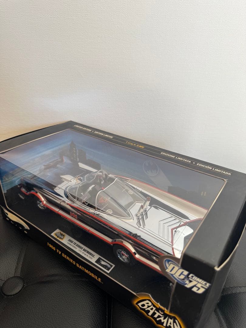 限定3000台　MATTEL 1/18 エリート バットモービル シルバーメッキ