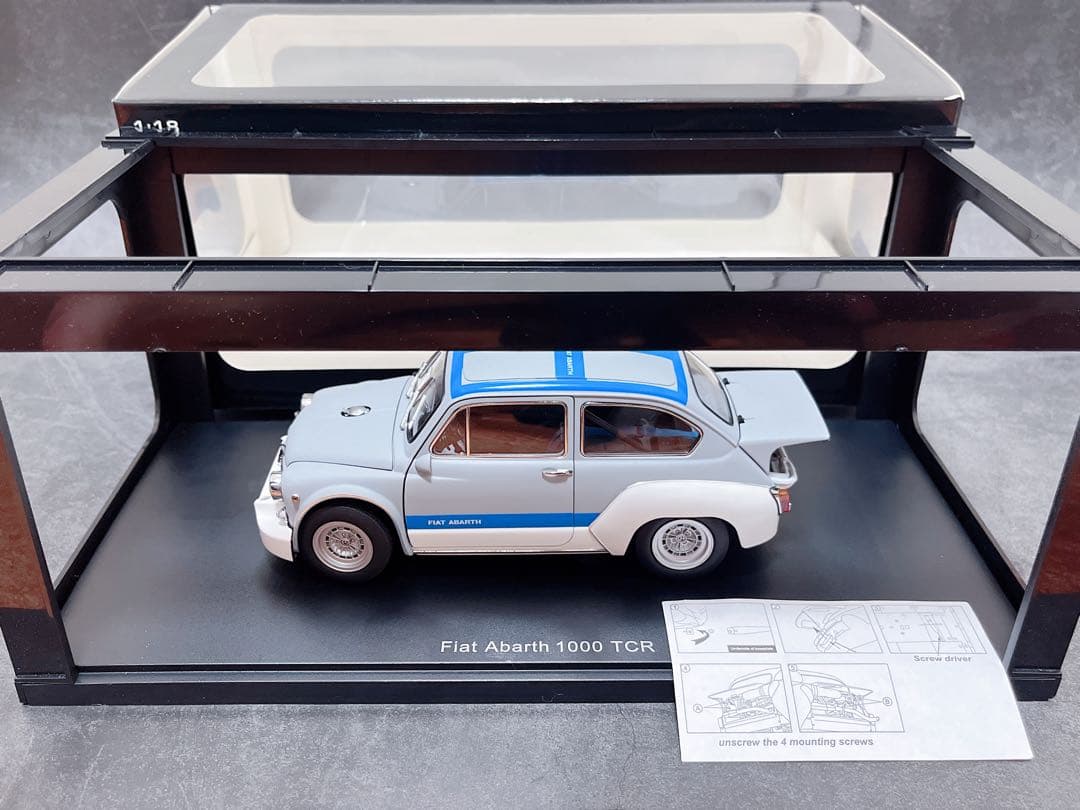 1/18 オートアート フィアット アバルト 1000 TCR