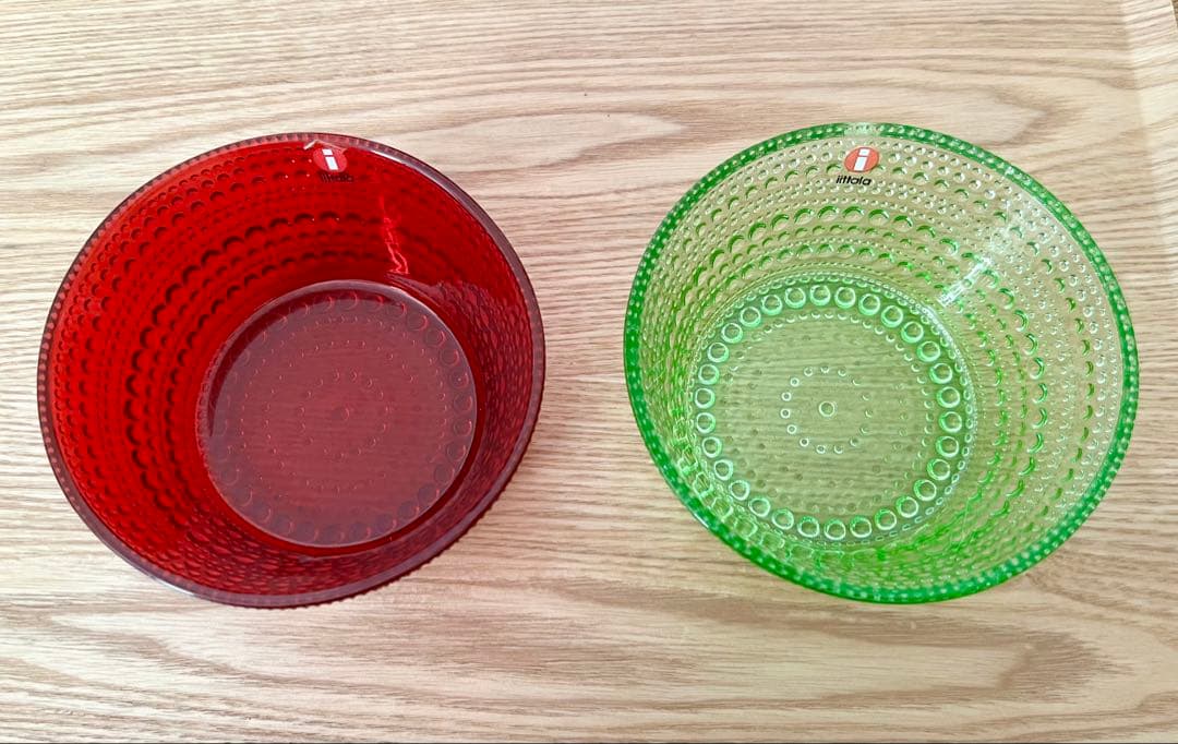 イッタラ　カステヘルミ　レッド　アップルグリーン