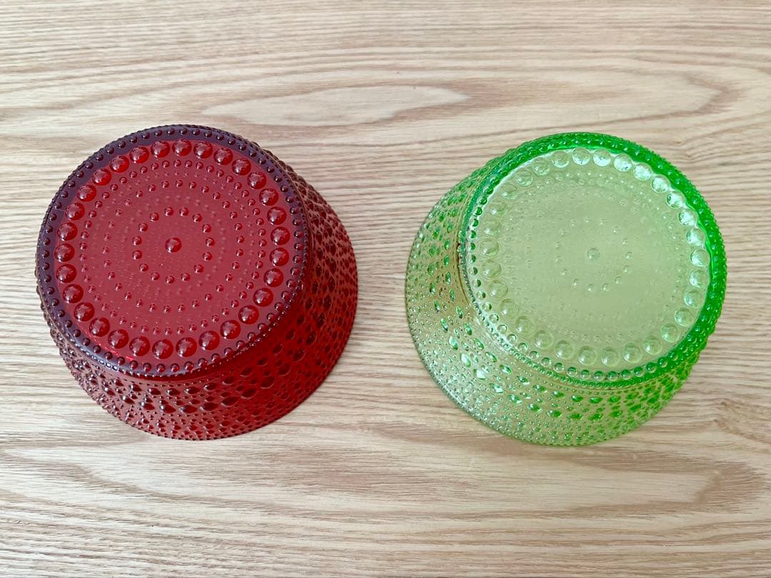 イッタラ　カステヘルミ　レッド　アップルグリーン