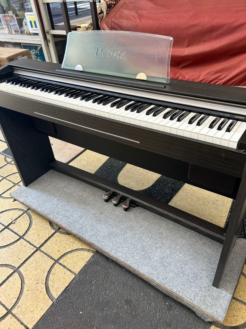 超価格、カシオ電子ピアノPX720、ピアノ強弱タッチ付き、人気のコンパクト仕様