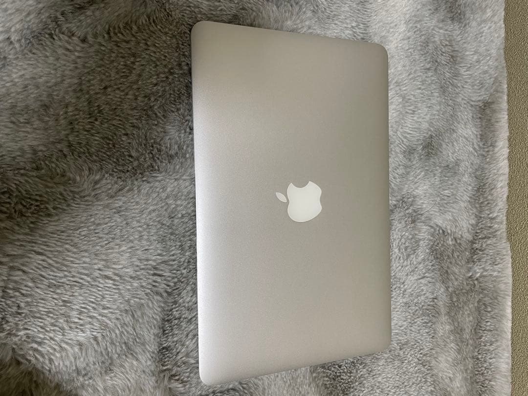 MacBook本体 MacBook Air 11 /8/i7