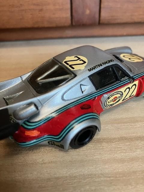 AMR ポルシェ　ターボ　シリアルナンバー　３２