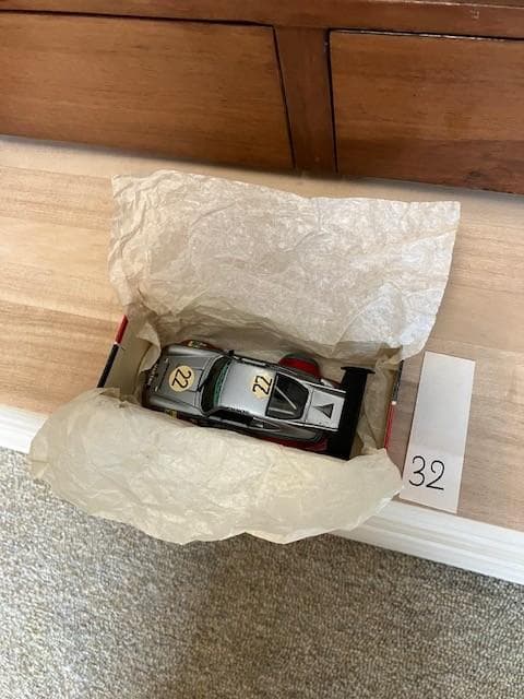 AMR ポルシェ　ターボ　シリアルナンバー　３２