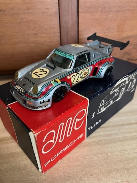 AMR ポルシェ　ターボ　シリアルナンバー　３２