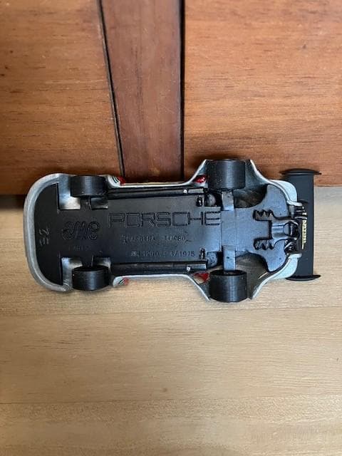 AMR ポルシェ　ターボ　シリアルナンバー　３２