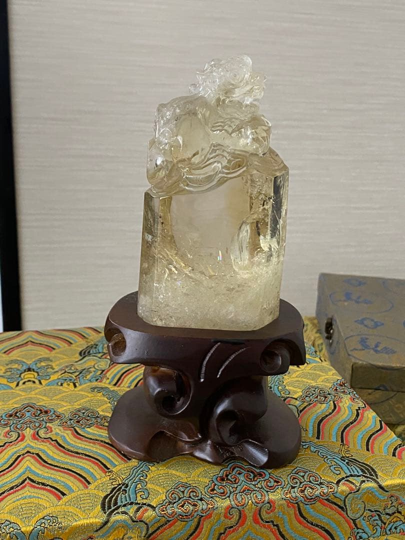 シトリン 水晶　貔貅(ヒキュウ) 虹有り 金運、開運 画像追加