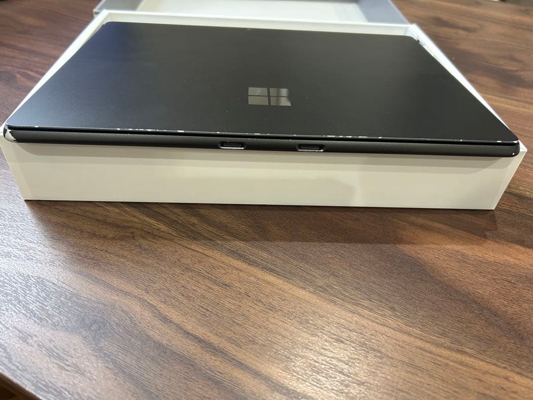 Microsoft Surface Pro 8 ブラック