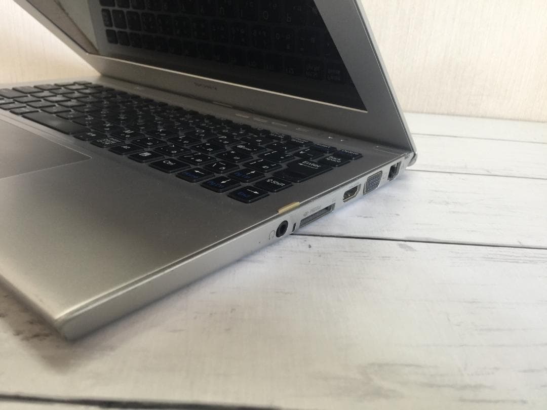 SONY SVT111A11N 11.6型/ 軽量・薄型/Office/Win