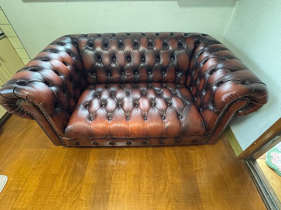 輸入家具 二人掛け アンティーク調 ダブルソファ チェスターフィールド 本革
