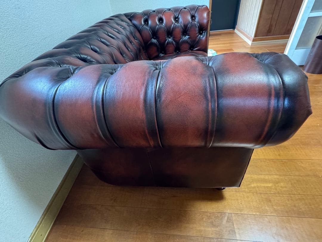 輸入家具 二人掛け アンティーク調 ダブルソファ チェスターフィールド 本革